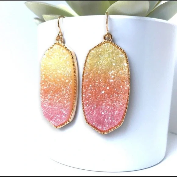 1 LEFT! Statement Sunrise Druzy Ombre Gold Tone Women’s Summer Earrings - Picture 1 of 3